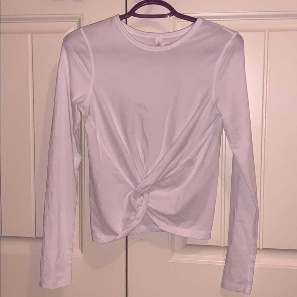 LULULEMON FRONT TWIST LONG SLEEVE